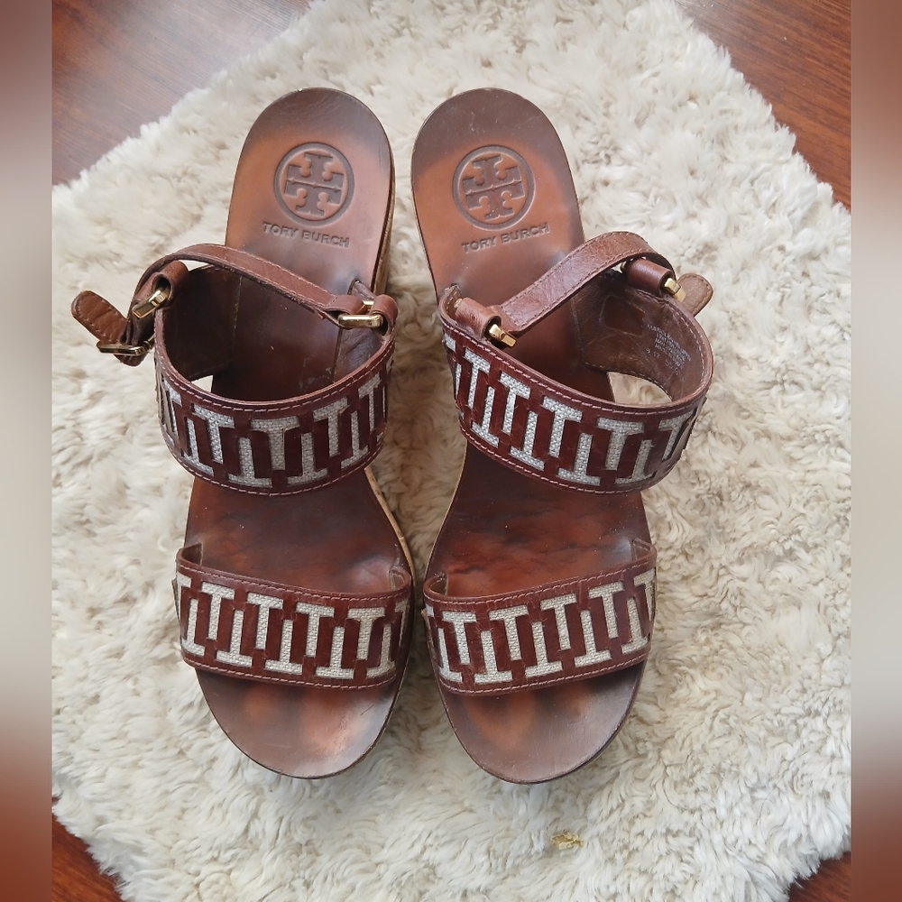 🏷️ Tory Burch Dark Brown Sandals with Patterned Straps REAGAN